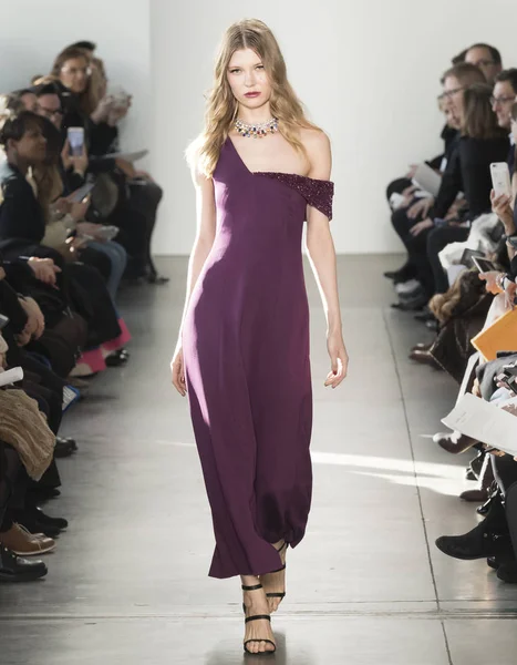 Pamella Roland - 2017 sonbahar koleksiyonu