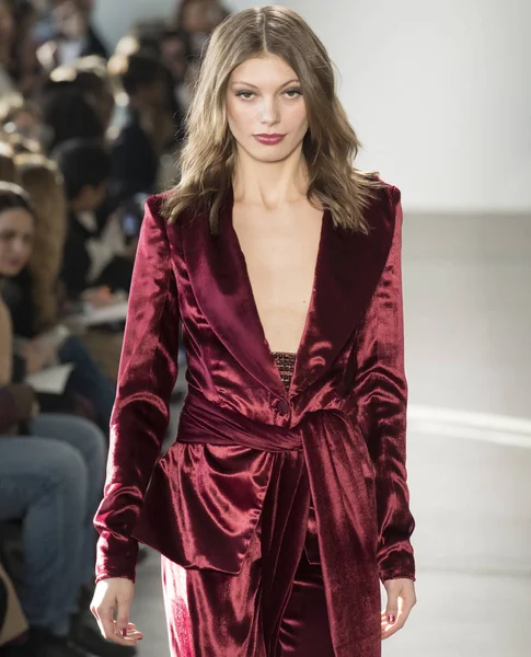 Pamella Roland - 2017 sonbahar koleksiyonu