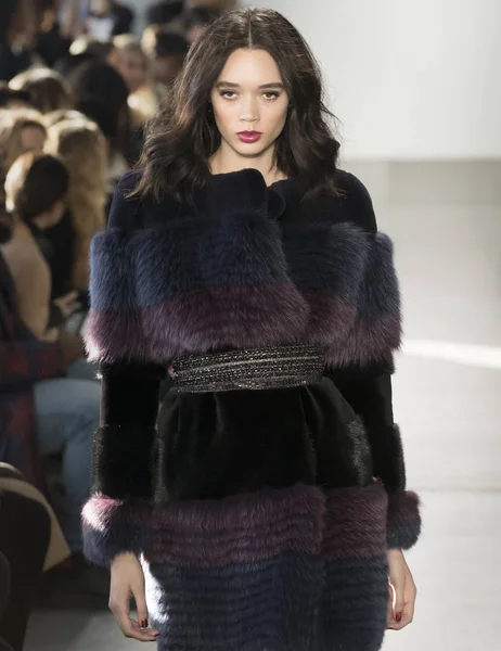 Pamella Roland - 2017 sonbahar koleksiyonu