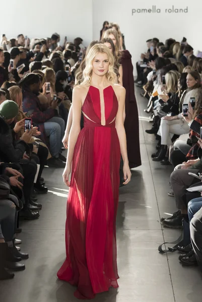 Pamella Roland - 2017 sonbahar koleksiyonu