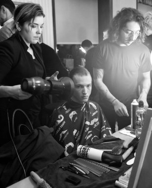 Joseph Abboud - erkekler bahar yaz 2017 koleksiyonu - Backstage