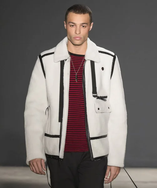 Ovadia and Sons - Men Fall Winter 2017 Collection — Stock Photo, Image