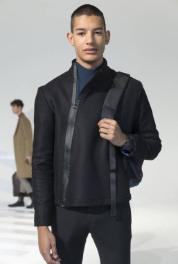 URI Minkoff - erkek sonbahar kış 2017 koleksiyonu