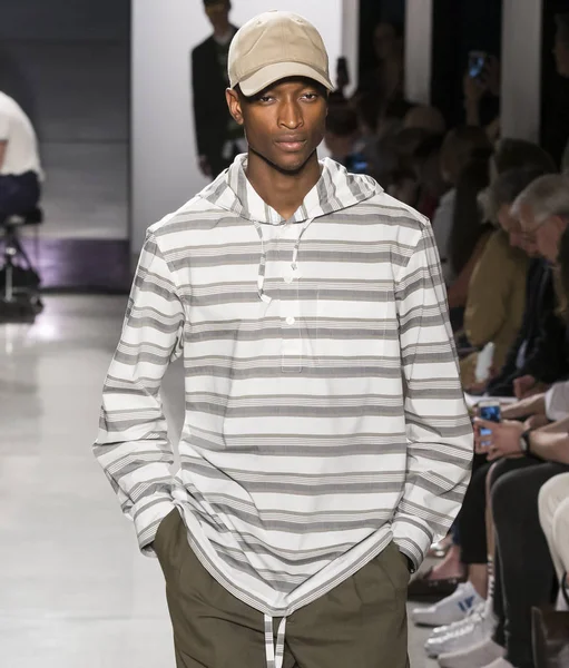 Todd Snyder - Men Spring Summer 2018 Mens Show — Stock Photo, Image