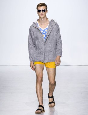 Parke ve Ronen - erkekler bahar yaz 2018 Mens Show