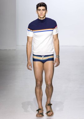 Parke ve Ronen - erkekler bahar yaz 2018 Mens Show