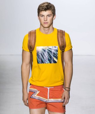 Parke ve Ronen - erkekler bahar yaz 2018 Mens Show