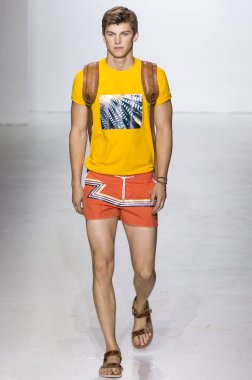 Parke ve Ronen - erkekler bahar yaz 2018 Mens Show