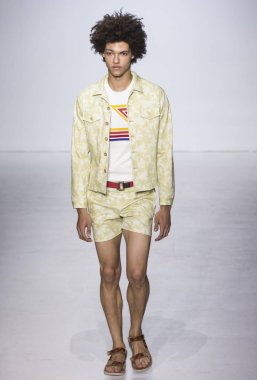 Parke ve Ronen - erkekler bahar yaz 2018 Mens Show