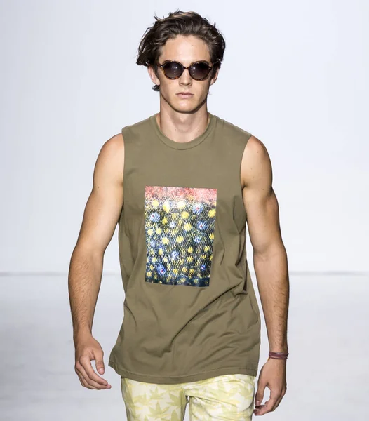 Parke ve Ronen - erkekler bahar yaz 2018 Mens Show