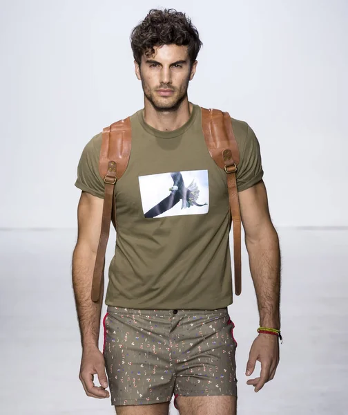 Parke ve Ronen - erkekler bahar yaz 2018 Mens Show