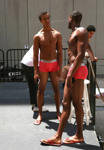 Parke ve Ronen - erkekler bahar yaz 2018 Mens Show