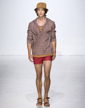 Parke ve Ronen - erkekler bahar yaz 2018 Mens Show