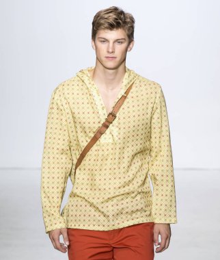 Parke ve Ronen - erkekler bahar yaz 2018 Mens Show