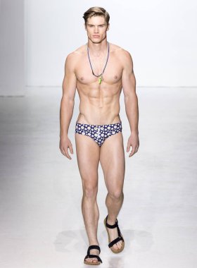 Parke ve Ronen - erkekler bahar yaz 2018 Mens Show