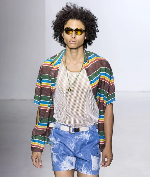 Parke ve Ronen - erkekler bahar yaz 2018 Mens Show