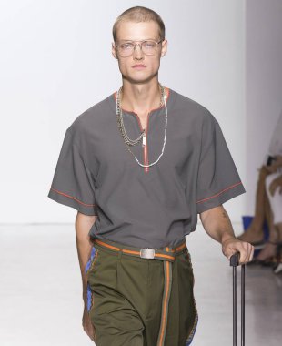 Genel fikir - erkekler bahar yaz 2018 Mens Show