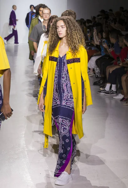 Genel fikir - erkekler bahar yaz 2018 Mens Show