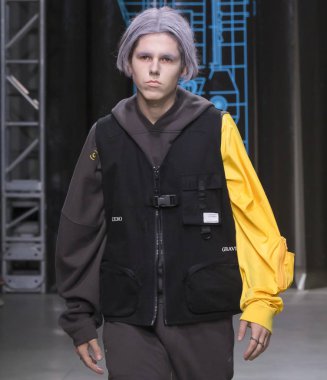 C2h4 Los Angeles göstermek, pist, bahar yaz 2018, New York Burak