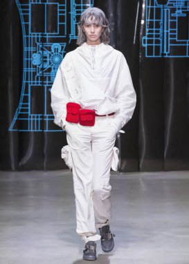 C2h4 Los Angeles göstermek, pist, bahar yaz 2018, New York Burak