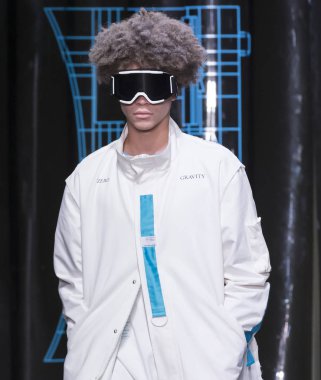 C2h4 Los Angeles göstermek, pist, bahar yaz 2018, New York Burak