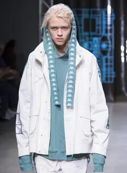 C2h4 Los Angeles göstermek, pist, bahar yaz 2018, New York Burak