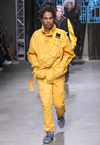 C2H4 Los Angeles show, Passarela, Verão de primavera 2018, New York Fash — Fotografia de Stock