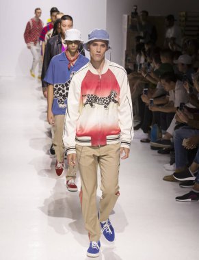 Ovadia ve oğulları - erkekler bahar yaz 2018 Mens Show