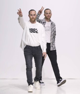 Ovadia ve oğulları - erkekler bahar yaz 2018 Mens Show