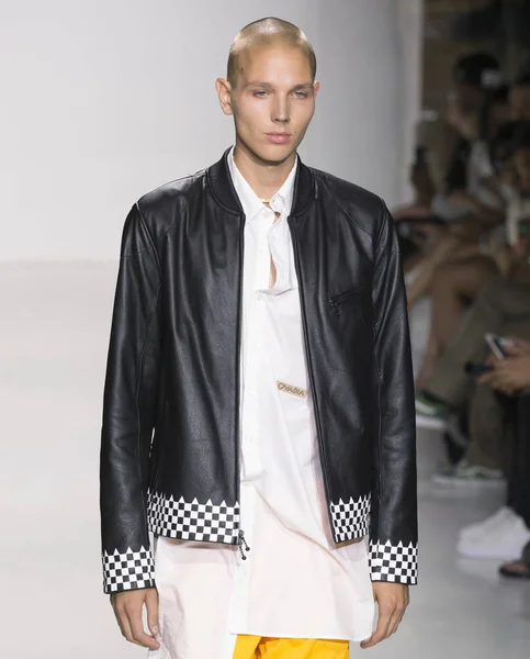 Ovadia and Sons - Men Spring Summer 2018 Mens Show — Stock Photo, Image