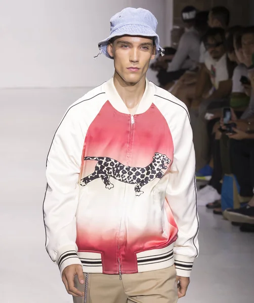 Ovadia ve oğulları - erkekler bahar yaz 2018 Mens Show