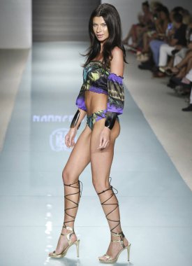 Aguaclara - pist - Miami hafta yüzmek