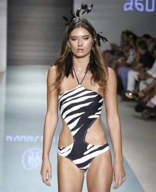 Aguaclara - pist - Miami hafta yüzmek