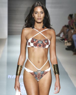 Aguaclara - pist - Miami hafta yüzmek