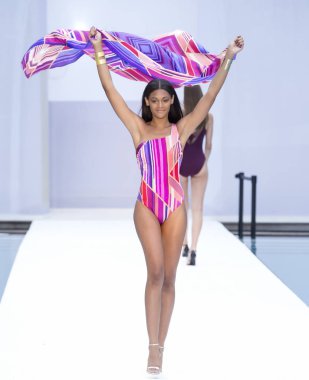 Hafta, Amerika Birleşik Devletleri - 22 Temmuz 2017 Gottex, pist, Miami yüzmek