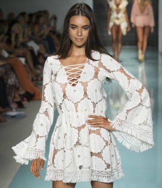 Luli Fama, pist, Miami hafta, Amerika Birleşik Devletleri - 22 Temmuz 2017 yüzmek