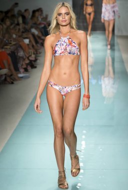 Luli Fama, pist, Miami hafta, Amerika Birleşik Devletleri - 22 Temmuz 2017 yüzmek