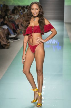 Mavi hayat, pist, Miami hafta, Amerika Birleşik Devletleri - 23 Temmuz 2017 yüzmek.