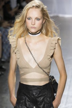 Rehberleri ve Voltaire - bahar yaz 2018, New York moda Wee göster