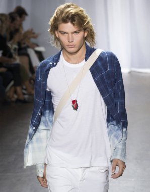 Rehberleri ve Voltaire - bahar yaz 2018, New York moda Wee göster