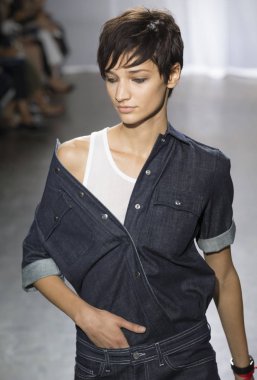 Rehberleri ve Voltaire - bahar yaz 2018, New York moda Wee göster