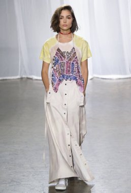 Rehberleri ve Voltaire - bahar yaz 2018, New York moda Wee göster