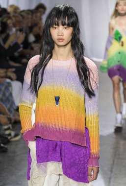 Rehberleri ve Voltaire - bahar yaz 2018, New York moda Wee göster