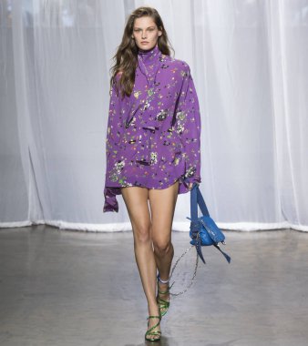 Rehberleri ve Voltaire - bahar yaz 2018, New York moda Wee göster