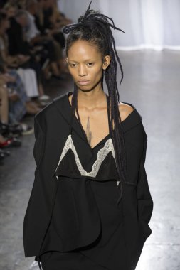 Rehberleri ve Voltaire - bahar yaz 2018, New York moda Wee göster