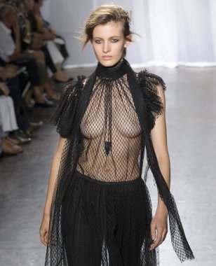 Rehberleri ve Voltaire - bahar yaz 2018, New York moda Wee göster