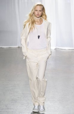 Rehberleri ve Voltaire - bahar yaz 2018, New York moda Wee göster