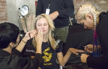 Rehberleri ve Voltaire - bahar yaz 2018, New York moda Wee göster