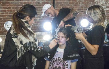 Rehberleri ve Voltaire - bahar yaz 2018, New York moda Wee göster