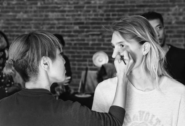 Rehberleri ve Voltaire - bahar yaz 2018, New York moda Wee göster